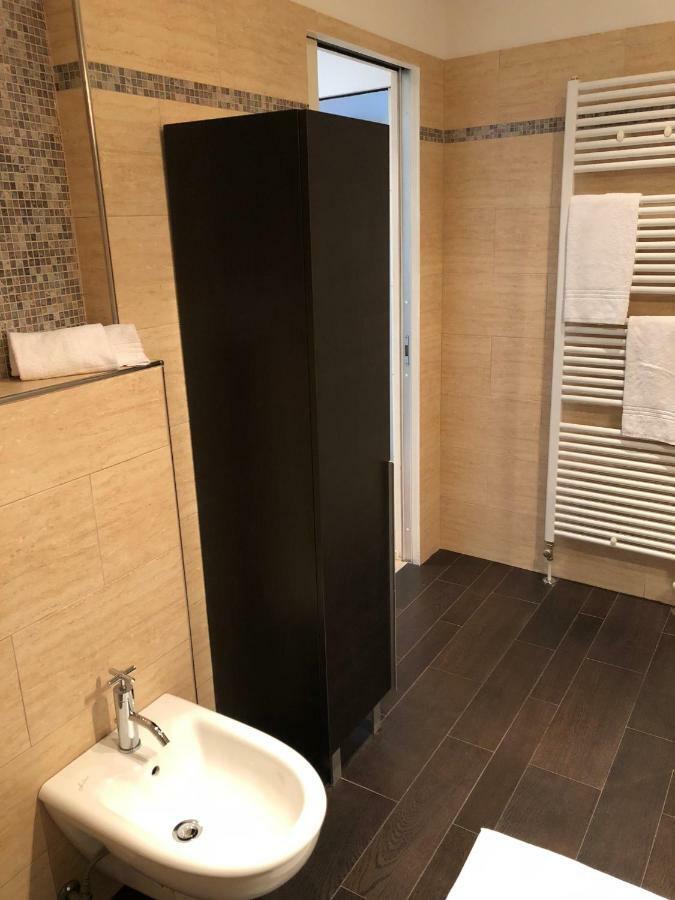 Appartamento Alle Porte 加尔达湖滨 外观 照片